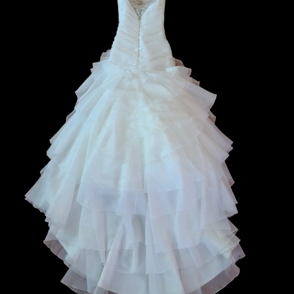 New w/ Tags, Essense of Australia Classic, Romantic Wedding Gown- Bridal, Size 0 - Picture 9 of 16